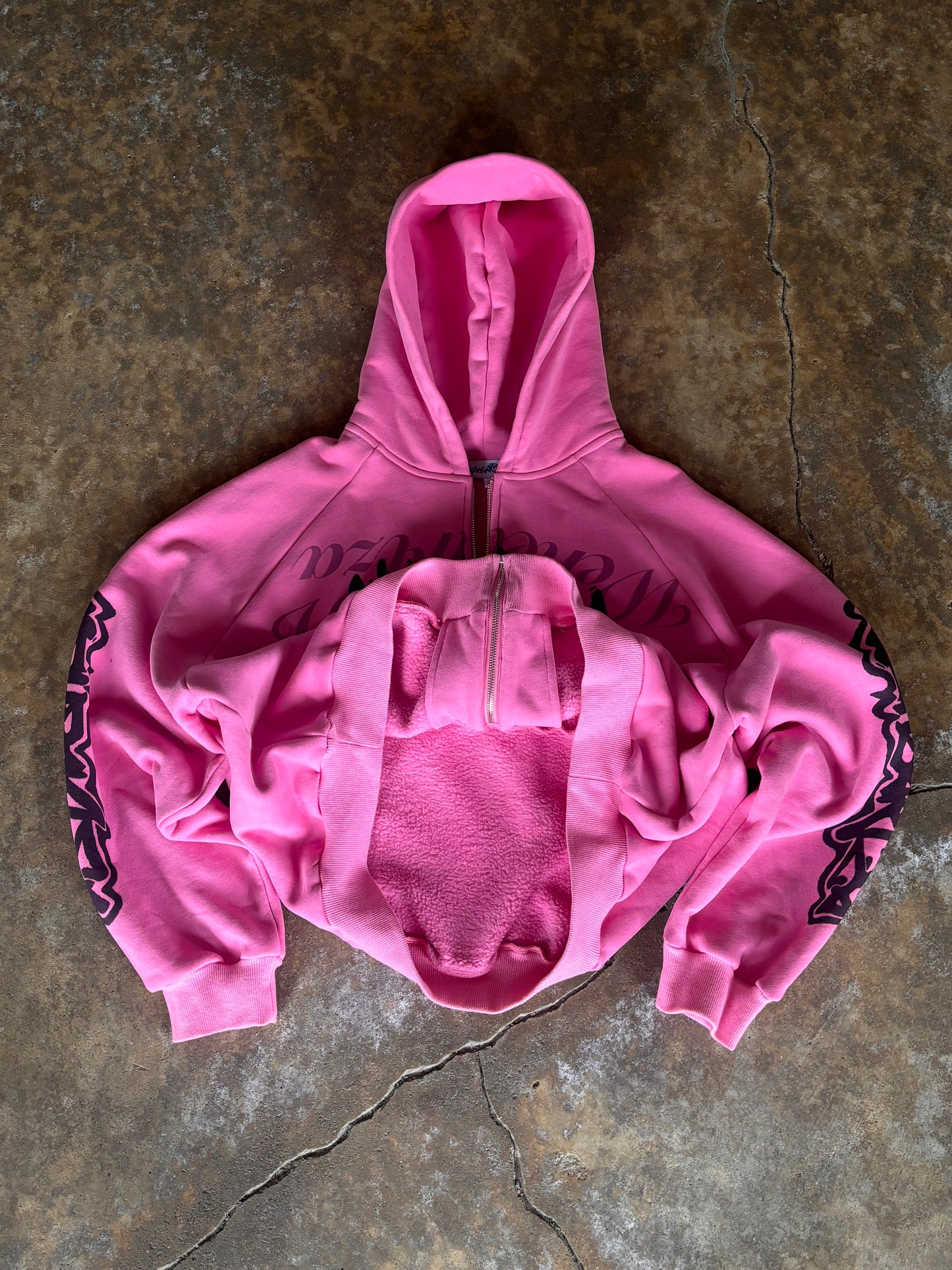 NEW “weheartza” ZIPUP - PINK VERSION🩷