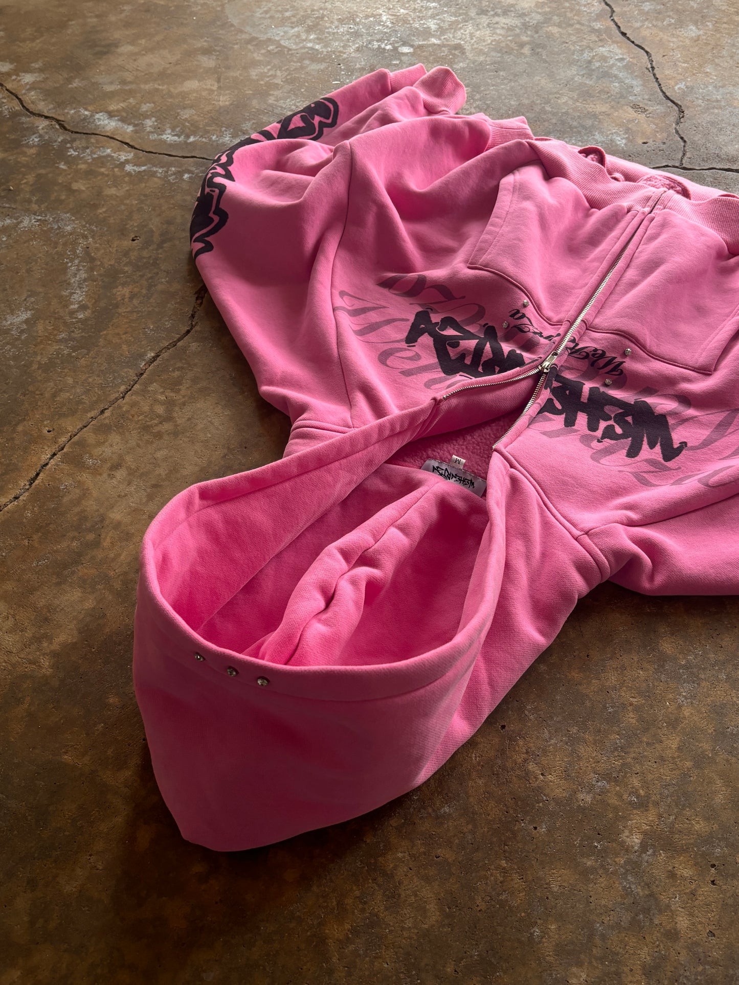 NEW “weheartza” ZIPUP - PINK VERSION🩷